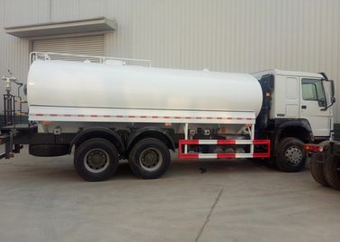 Q345 HOWO水容器のトラック6 x 4 336HPユーロII高い衝突の抵抗