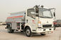 Howo 4×2の石油タンカーの貨物自動車は/高く安全軽量燃料の輸送8280キログラムをトラックで運びます