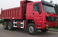 ZZ2167M5227 6x6の廃物のコンパクターのトラックはすべての車輪ドライブ貨物SINOTRUCKのユーロII III 380hp力をトラックで運びます
