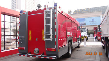 20CBM LHD 6X4の消火活動車、赤い安全緊急の泡の普通消防車