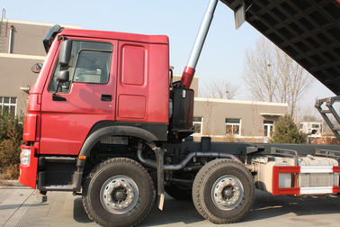 50T 12車輪の30M3容量の赤いSinotruk Howo 8x4の頑丈なダンプ トラックLHD