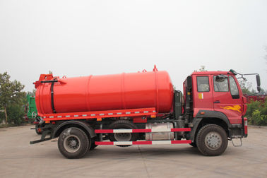 赤い色の4x2 Sinotruk Howo7の下水の吸引のトラック10M3タンク容量