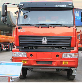 ISOはSINOTRUK SWZ 4X2の貨物専用コンテナのトラック6の車輪ヴァン/貨物自動車/商品車を渡しました
